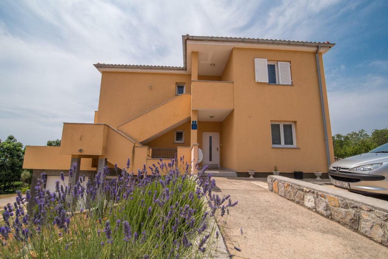 Apartments Sanjin Kornić エクステリア 写真
