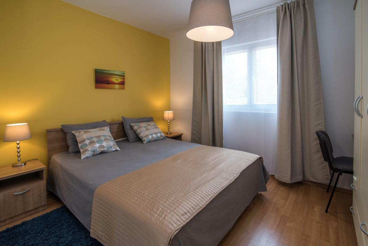 Apartments Sanjin Kornić エクステリア 写真