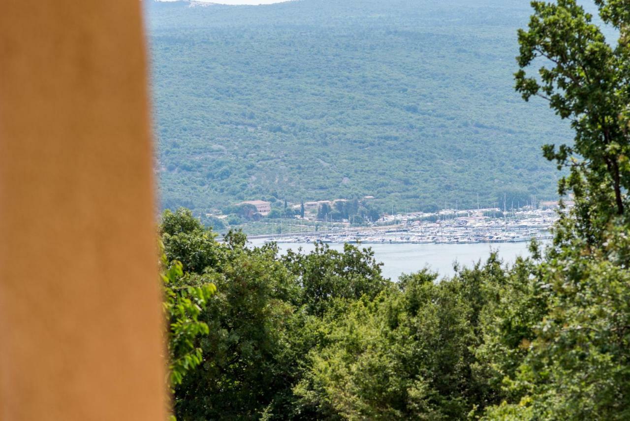 Apartments Sanjin Kornić エクステリア 写真