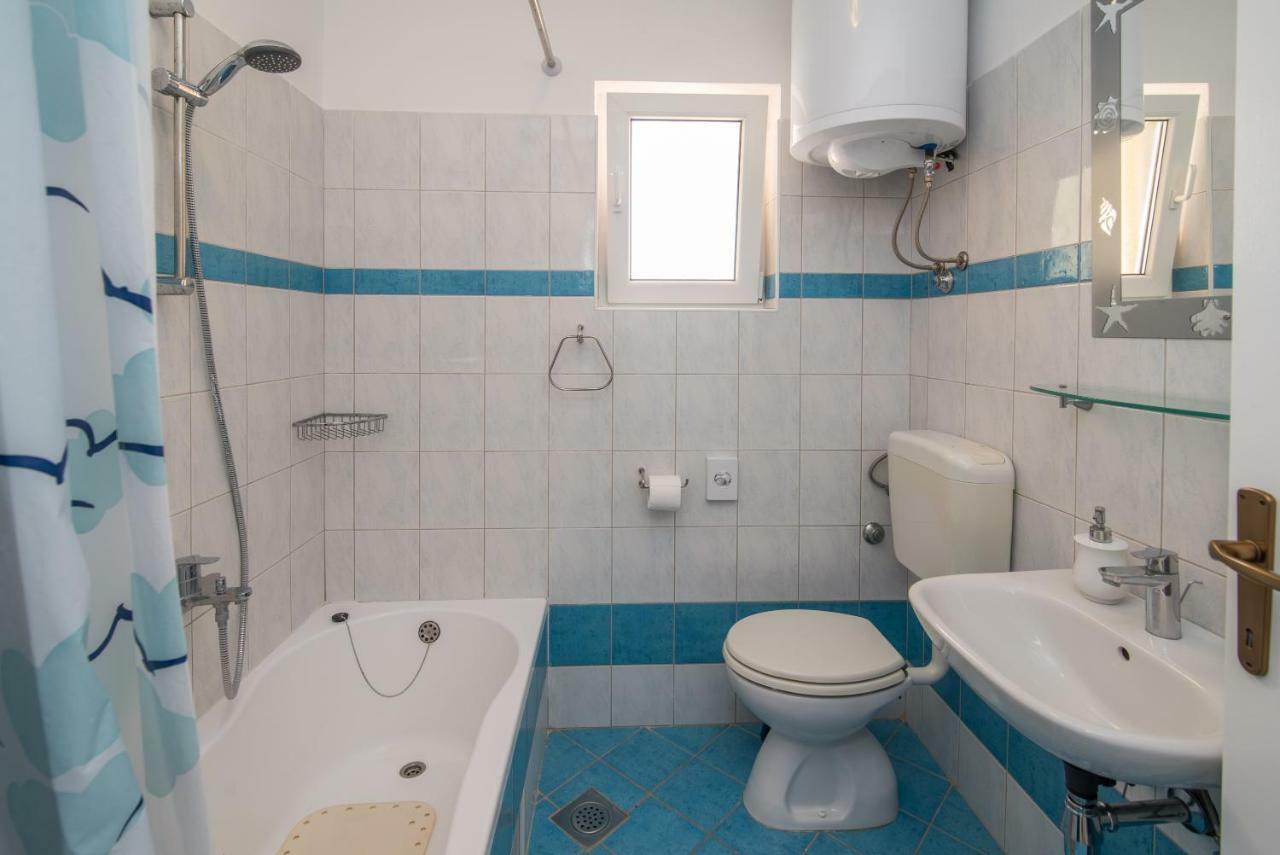 Apartments Sanjin Kornić エクステリア 写真