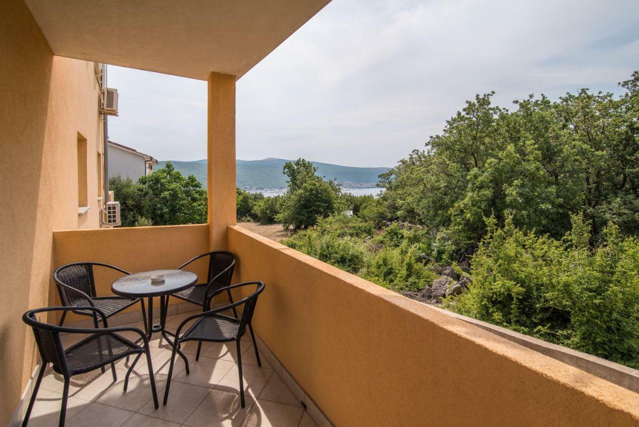 Apartments Sanjin Kornić エクステリア 写真